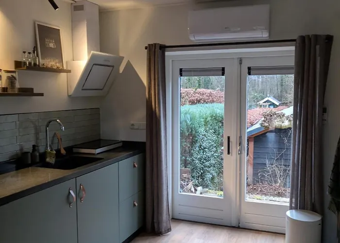 Bergs Huuske فندق مبيت وإفطار